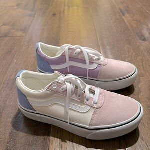 Girls Vans